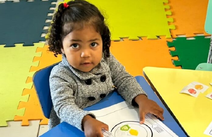 crianca-de-2-anos-e-7-meses-morre-em-vereda,-bahia,-apos-colocar-carregador-de-celular-na-boca