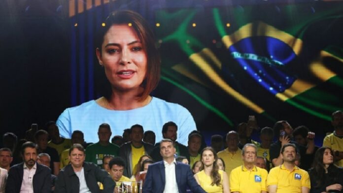 campanha-de-flavio-retira-sobrenome-bolsonaro-e-adota-o-slogan-‘o-brasil-vai-vencer’