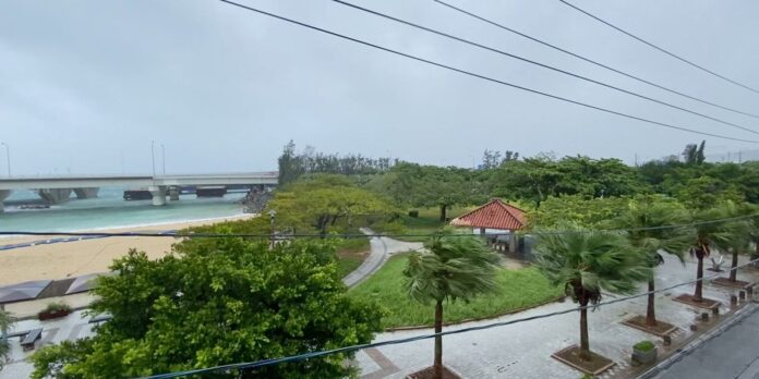 tempestades-provocadas-pelo-tufao-dolphin-chegam-ao-leste-da-china