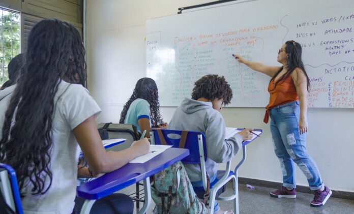 dia-do-estudante:-ia-transforma-salas-de-aula-no-brasil