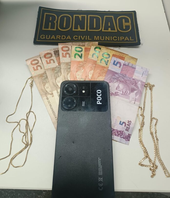 gcm-prende-suspeito-com-celular-roubado-em-patamares