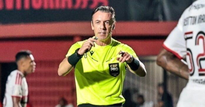vitoria-recebe-bahia-com-arbitragem-de-raphael-claus-na-24a-rodada-do-brasileirao