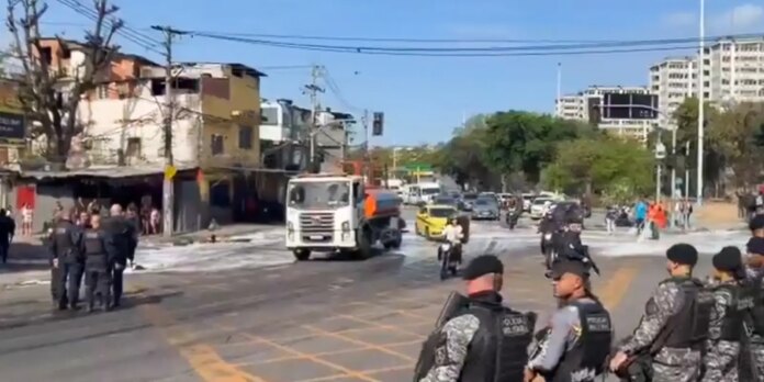 manifestacoes-contra-acao-policial-bloqueiam-vias-no-rio-de-janeiro