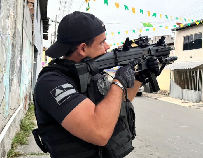 operacao-nexus:-policia-civil-deflagra-acao-contra-venda-de-armas-e-drogas-por-delivery-na-bahia