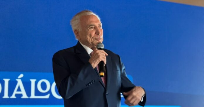 temer-defende-legado-administrativo,-alerta-para-crise-fiscal-e-prega-pacificacao-em-documentario