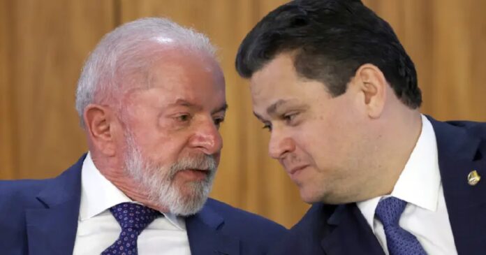 senador-alcolumbre-encaminha-pec-para-encerrar-a-6×1-no-senado-apos-reaproximacao-com-lula