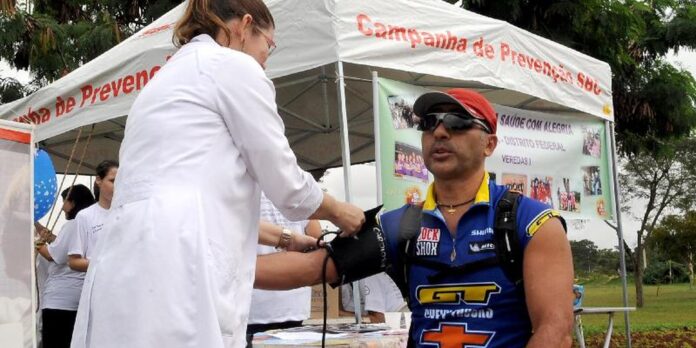 estudo-com-polipilula-para-prevenir-avc-recrutara-8,5-mil-voluntarios