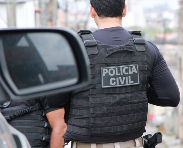 suspeita-de-trafico,-associacao-criminosa-e-corrupcao-de-menores-e-presa-em-macarani