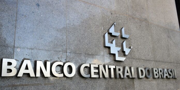 bc-anuncia-liquidacao-extrajudicial-de-empresas-do-grupo-simpala