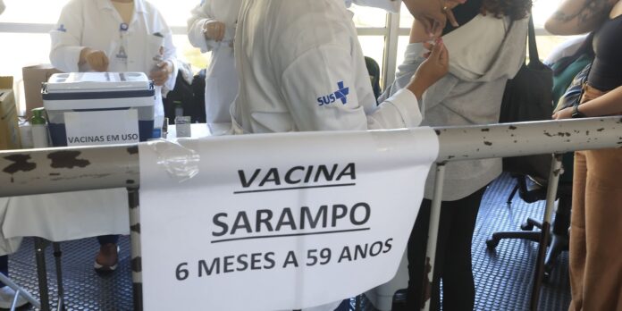 sao-paulo-registra-aplicacao-de-mais-de-795-mil-doses-da-vacina-contra-o-sarampo