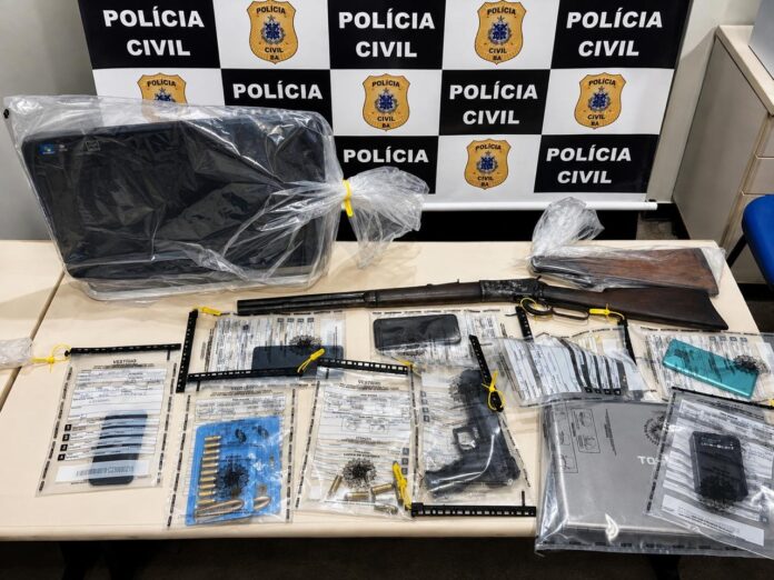 operacao-no-sul-da-bahia-resulta-na-apreensao-de-arma,-municoes-e-aparelhos-eletronicos