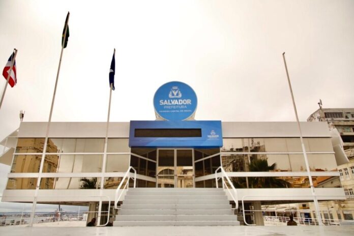 bruno-reis-sanciona-lei-que-autoriza-quitar-desapropriacoes-com-credito-para-tributos-em-salvador