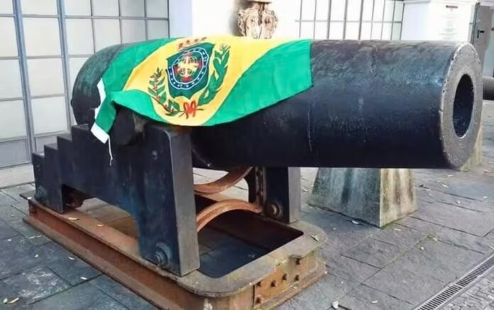 brasil-concorda-em-devolver-ao-paraguai-o-canhao-‘el-cristiano’,-marco-da-guerra-do-paraguai