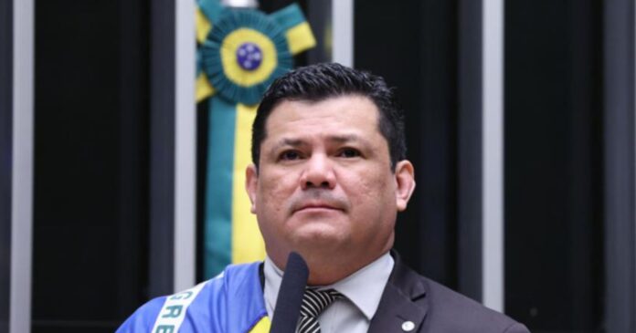 stf-torna-reu-deputado-gilvan-da-federal-por-injuria-e-ameacas-a-lula