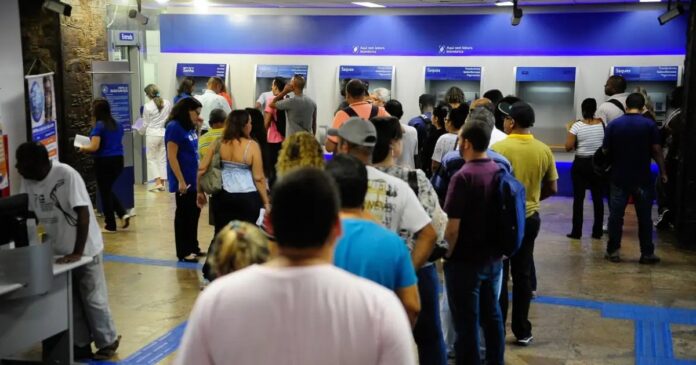 bancarios-programam-greve-de-24-horas-nesta-quinta-feira