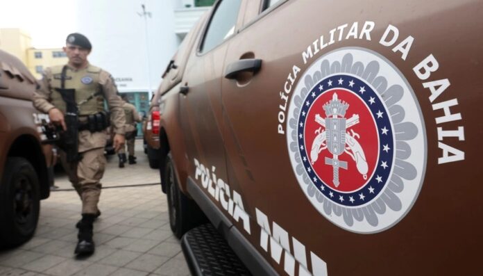 pm-prende-dupla-e-recupera-celular-apos-roubo-na-orla-de-jaguaribe