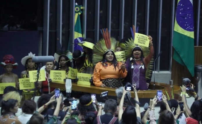 eleicoes-2026-registram-recorde-de-candidatos-indigenas;-bahia-tera-15-concorrentes,-entre-eles-jeronimo-rodrigues