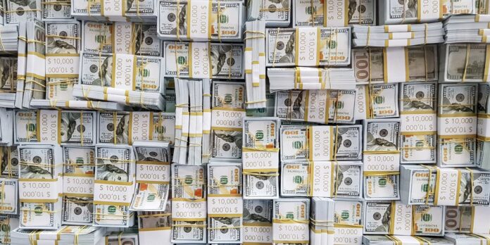 dolar-recua-para-r$-5,14-com-alivio-no-mercado-externo