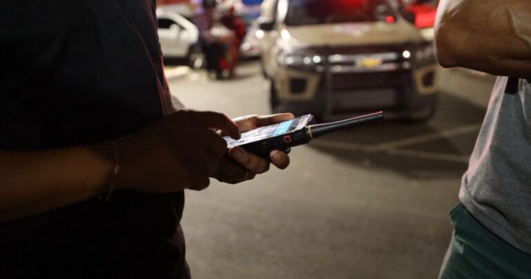 bahia:-policia-civil-recupera-sete-aparelhos-celulares-sob-restricoes