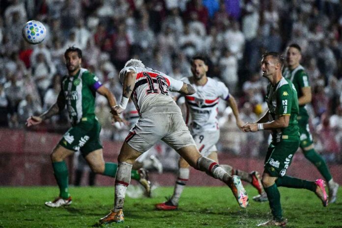 brasileirao:-chapecoense-enfrenta-o-sao-paulo-em-23/08/26