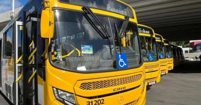 semob-registra-tres-casos-de-depredacao-em-onibus-durante-ba-vi-em-salvador