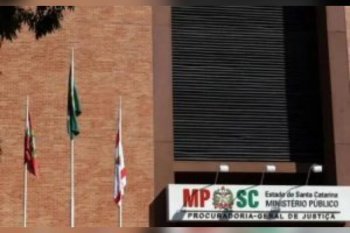 denuncia-aponta-grupo-armado-por-extorsoes-com-ameacas-de-morte-em-sc