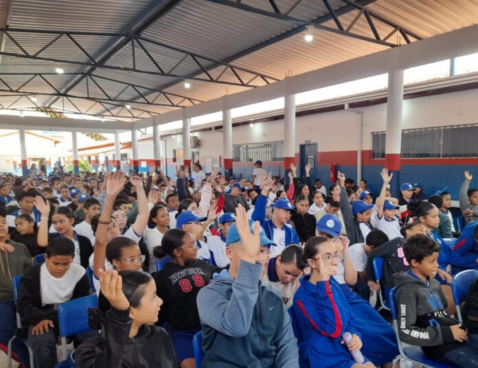 escola-municipal-cpm-gesse-inacio-do-nascimento-promove-programacao-sobre-igualdade-racial-em-teixeira-de-freitas,-bahia
