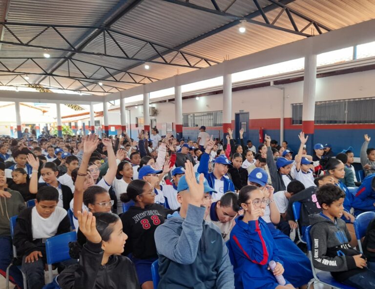 escola-municipal-cpm-gesse-inacio-do-nascimento-promove-programacao-sobre-igualdade-racial-em-teixeira-de-freitas,-bahia