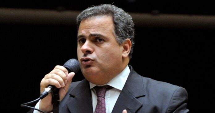 joao-bacelar-reafirma-compromisso-com-o-pl-apos-ameaca-de-expulsao-por-apoiar-jeronimo