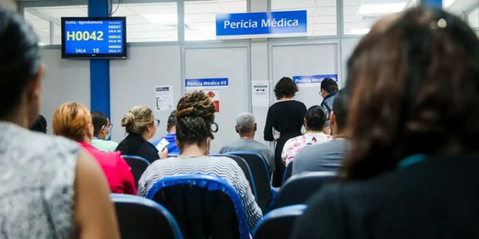 inss-reduz-fila-de-atendimento-para-1,2-milhao-de-requerimentos