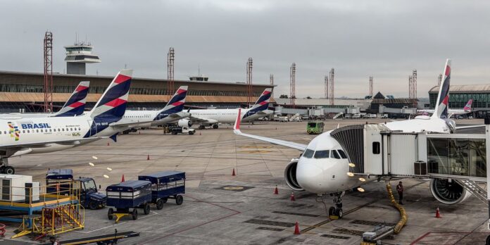 anvisa-atualiza-normas-de-biosseguranca-para-aeronaves-e-aeroportos