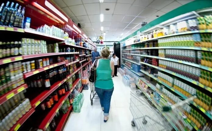 deflacao-no-pais-com-queda-de-alimentos-e-bonus-de-itaipu,-melhor-resultado-em-quatro-anos