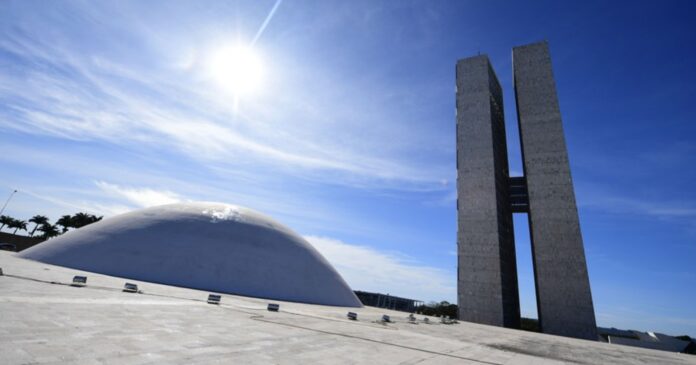 parlamento-promove-periodo-de-intensa-atividade-antes-das-eleicoes