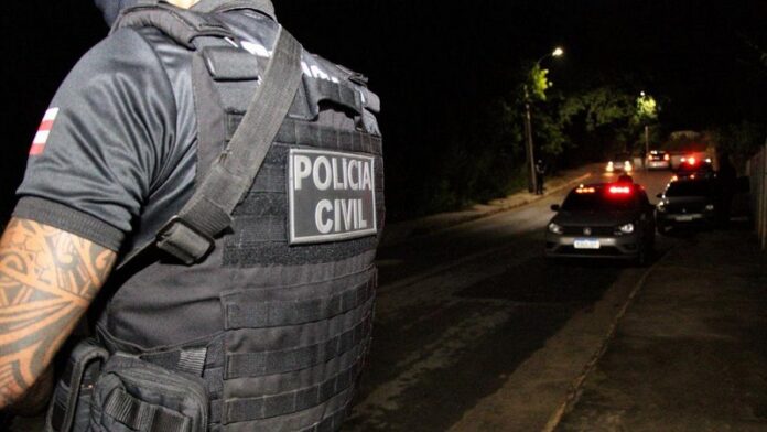 grupo-armado-prende-mulher-para-tortura-la-e-cobrar-armas-do-ex-companheiro