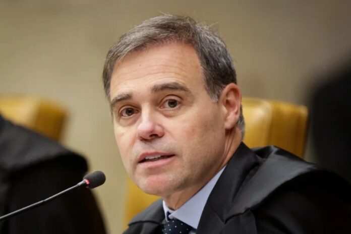 mendonca-encaminha-ao-plenario-fisico-do-stf-a-discussao-sobre-tributacao-de-empresas-no-exterior
