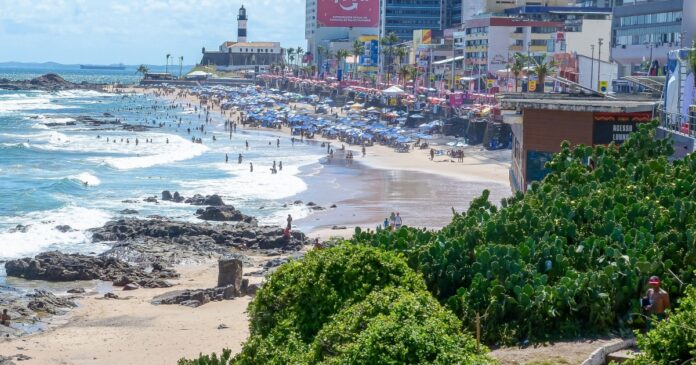 inema-alerta-20-praias-em-salvador-improprias-para-banho-neste-fim-de-semana