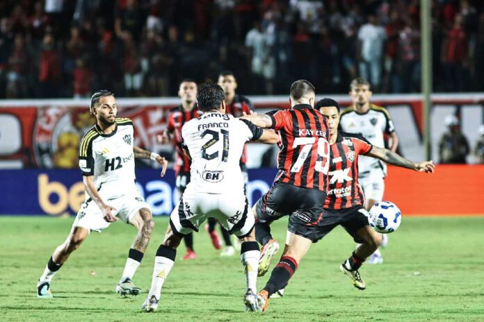 pre-jogo:-palpite-aponta-atletico-mg-como-favorito-diante-do-vitoria-pelo-brasileirao-em-29/08/26