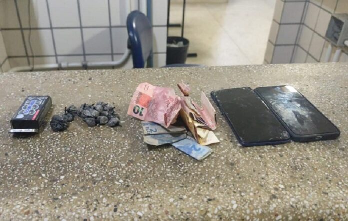 rotam-prende-suspeito-por-trafico-de-drogas-no-bairro-wilson-brito,-em-teixeira-de-freitas