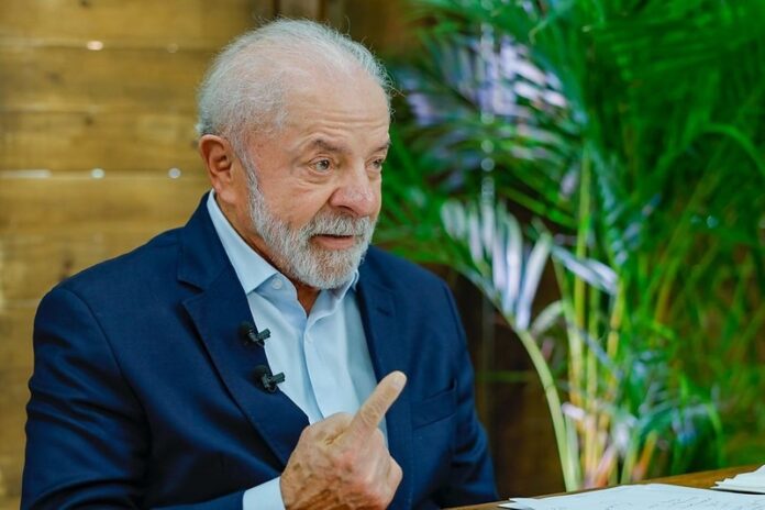 lula-diz-que-faria-o-diabo-para-vencer-no-1o-turno,-de-senador-aliado