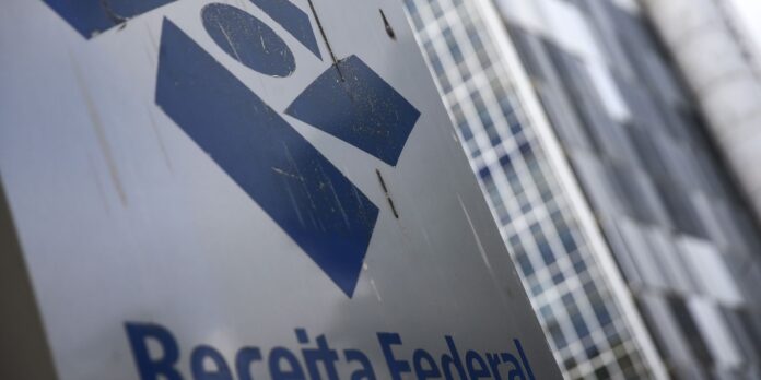 receita-paga-nesta-segunda-o-ultimo-lote-de-restituicao-do-ir-2026