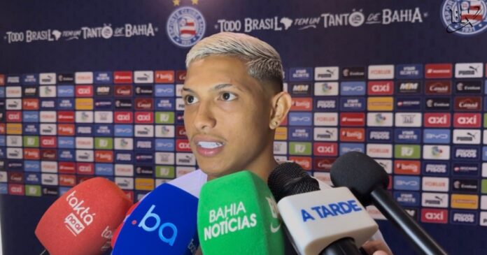 erick-pulga-volta-a-se-destacar-no-bahia-apos-marcar-dois-gols-contra-o-inter-e-diz:-“nunca-deixei-de-trabalhar”