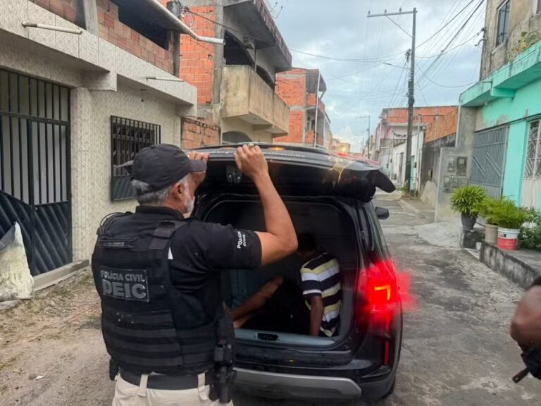 suspeito-de-integrar-quadrilha-que-roubou-mais-de-r$160-mil-em-celulares-de-centro-de-distribuicao-e-preso-em-candeias
