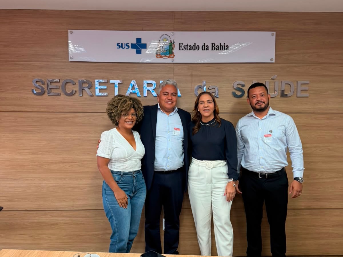Zico de Baiato consegue um caminhão de equipamentos de saúde para o PSF de São José de Alcobaça 2 SaveClip.App 785601886 18431474548181009 8222950897342444215 n