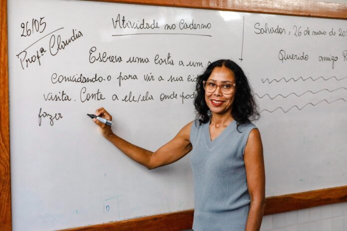 bahia:-sec-convoca-79-aprovados-em-processo-seletivo;-saiba-mais