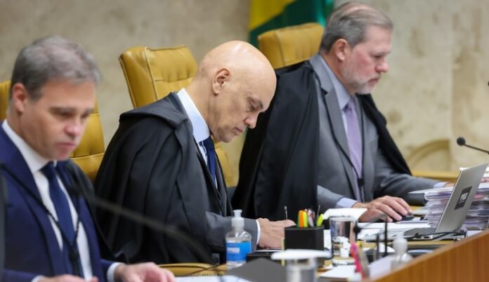 suspeita-envolve-mendonca-por-atraso-de-seis-meses-em-pedido-da-pf-sobre-relatorio-do-coaf