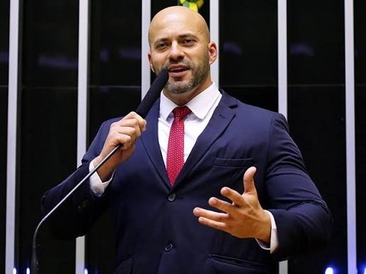 ex-esposa-de-daniel-silveira-solicita-protecao-apos-agressoes