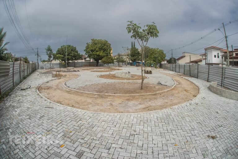 teixeira-de-freitas:-praca-do-recanto-do-lago-entra-em-nova-fase