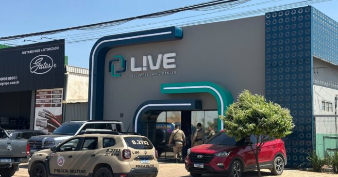 pm-apoia-reintegracao-de-posse-e-recupera-equipamentos-de-empresa-na-bahia