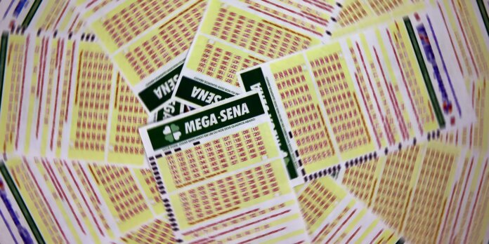 mega-sena-acumula-premio-de-r$-102-milhoes;-veja-os-numeros-sorteados