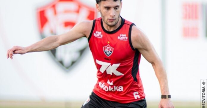 vitoria-intensifica-preparativos-com-martinez-para-encarar-o-cruzeiro